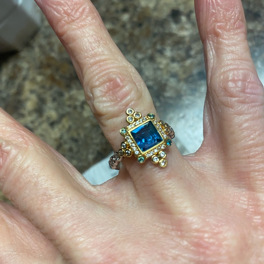 New Bomb party Size 6 Ring Blue Zirconia CZ Gold & Rhodium Plating MSRP $138